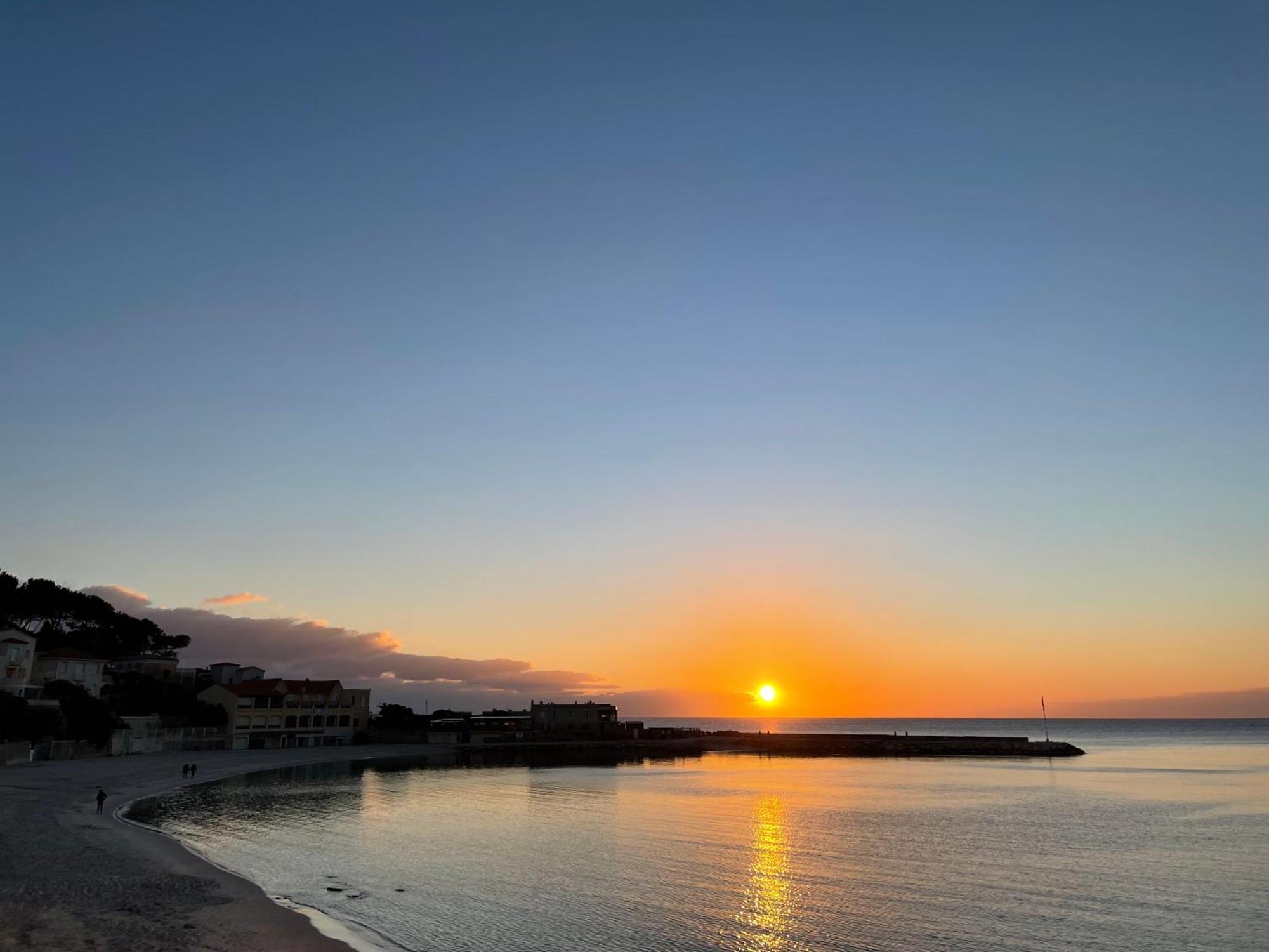Tout Proche Gare Et Port, Vue Mer, Clim Et Parking Bandol Esterno foto